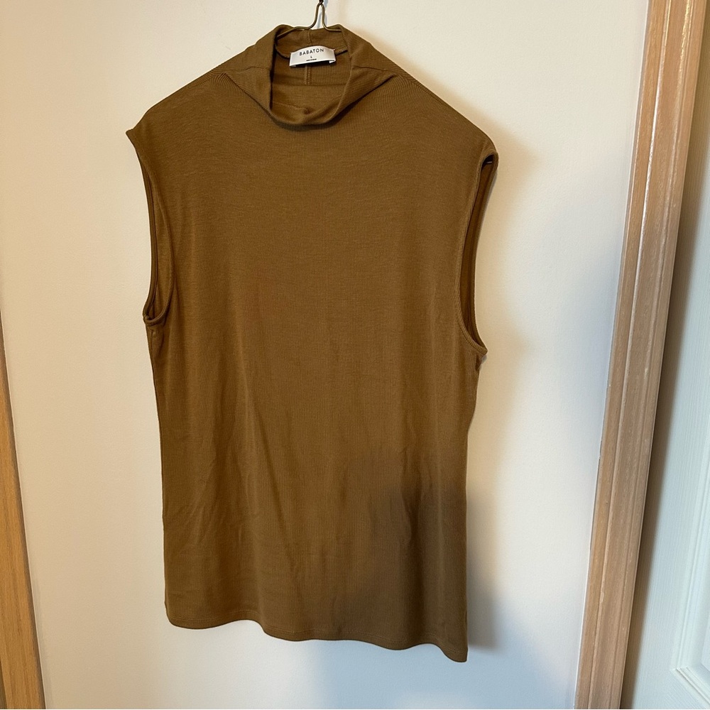 Theory Sleeveless Tan Muscle Tee